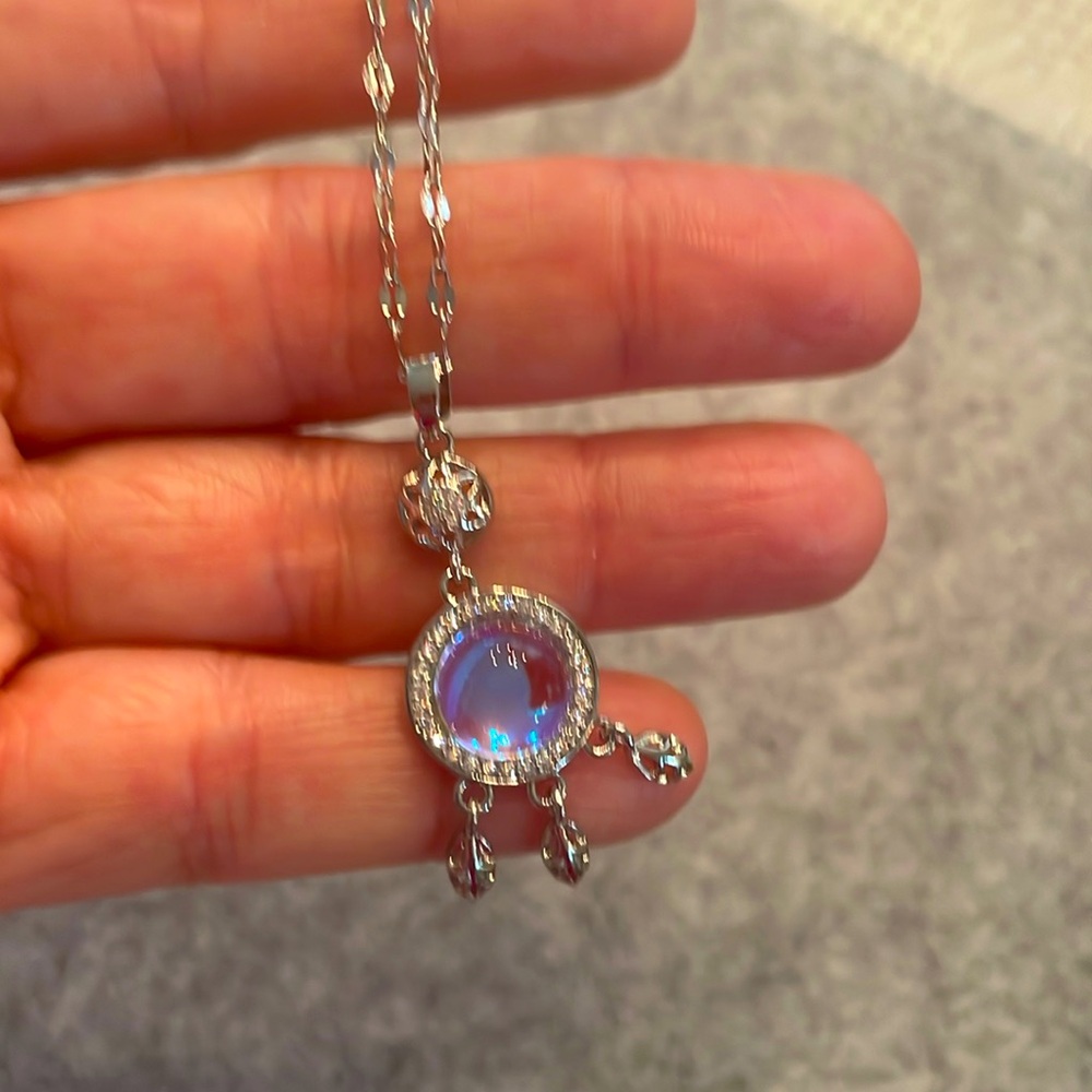 NEW Dream catcher 18 inch stainless steel chain.